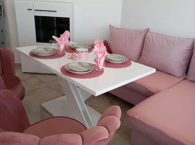 Perla 2 * 布尔加斯